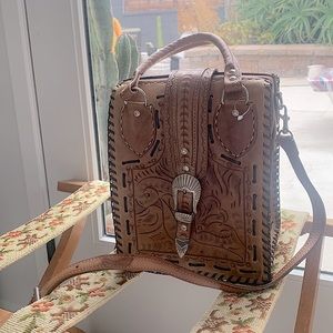 used once Force10west vintage authentic leather purse